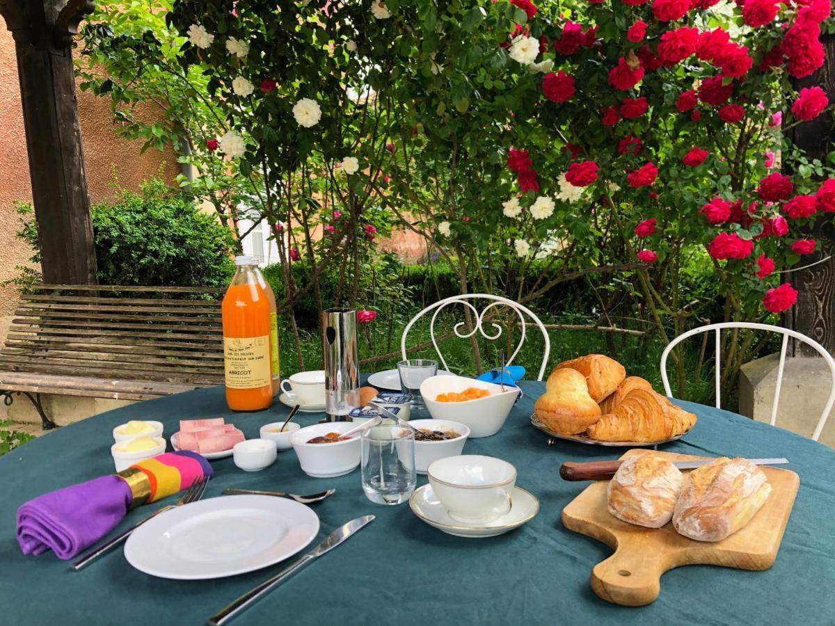 Bed & Breakfast Chateau De Vaugelas - Domaine Pres De Valence *