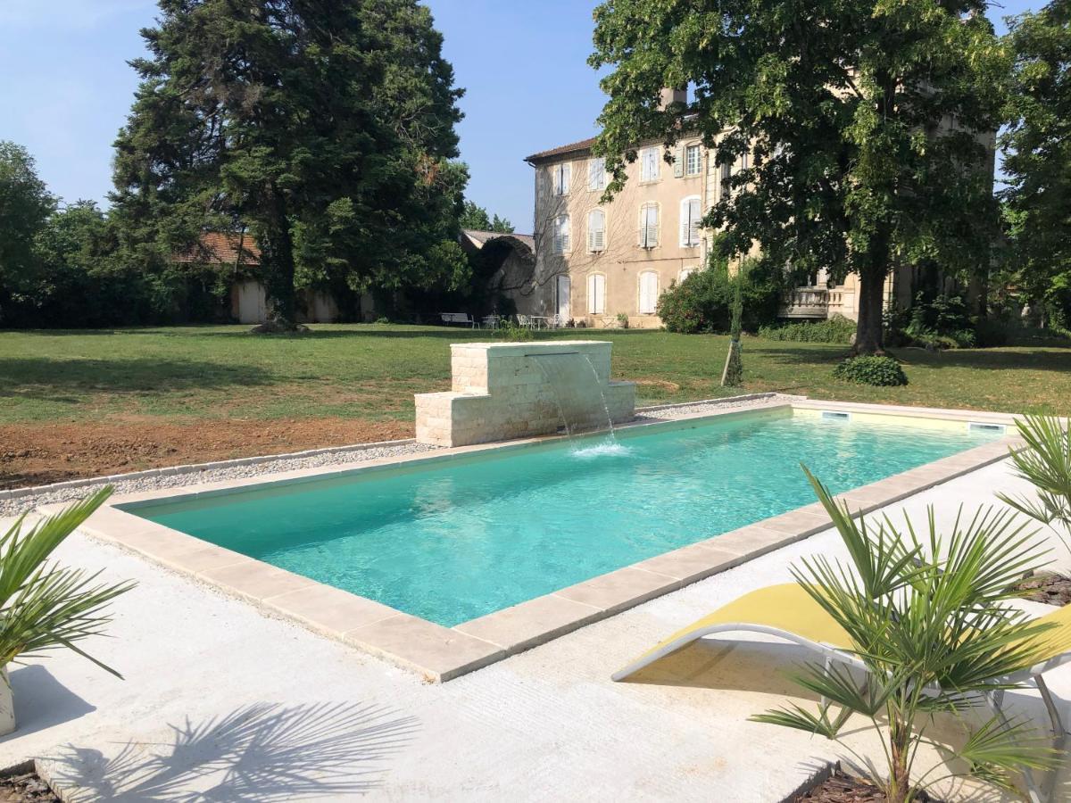 Chateau De Vaugelas - Domaine Pres De Valence Bed & Breakfast