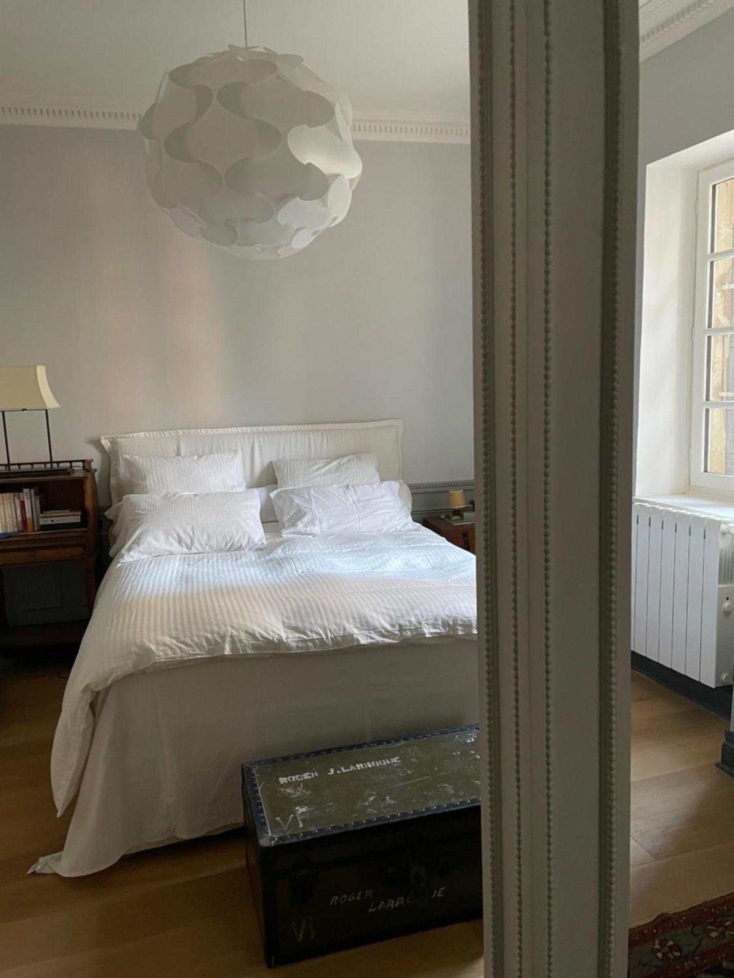 Chateau De Vaugelas - Domaine Pres De Valence Bed & Breakfast Alixan