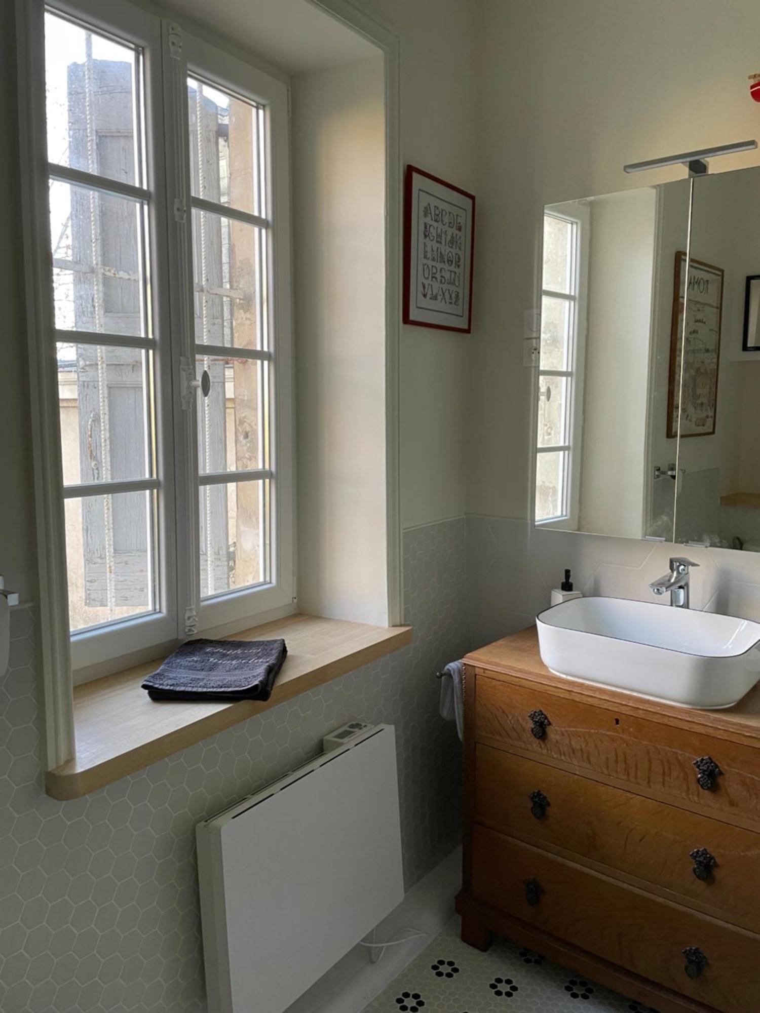 Chateau De Vaugelas - Domaine Pres De Valence Bed & Breakfast *